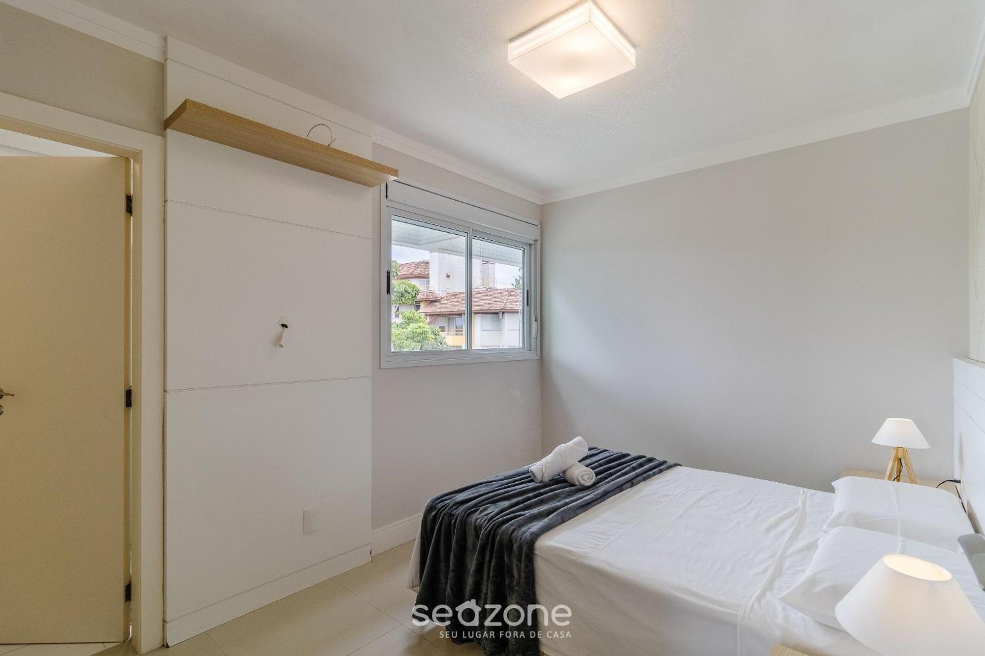Apto Em Cond. C/ Acesso A E Piscina Ave0232 Apartamento