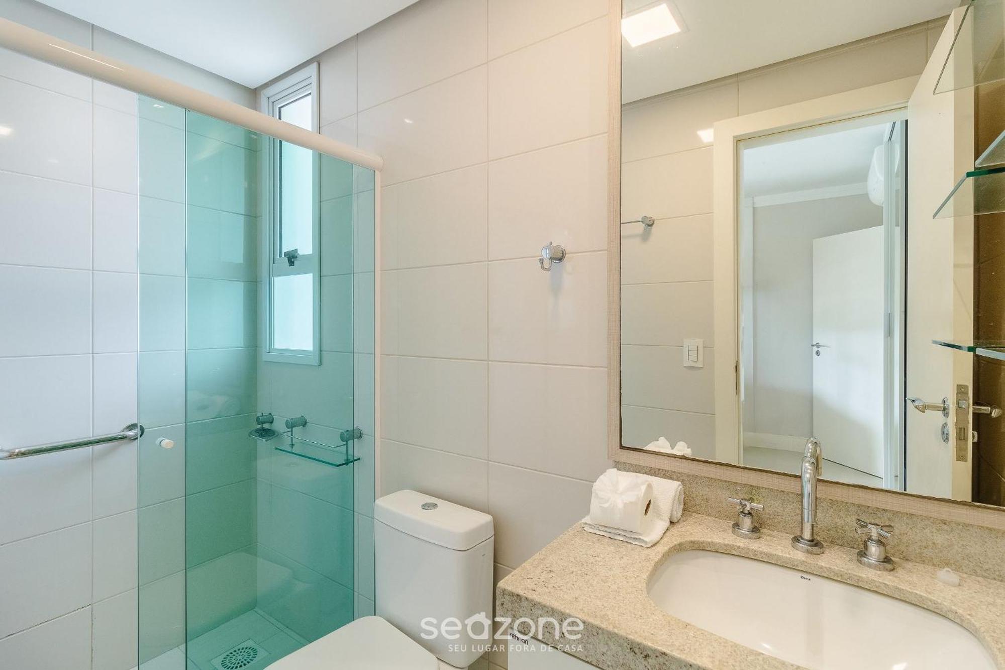 Apto Em Cond. C/ Acesso A E Piscina Ave0232 Apartamento